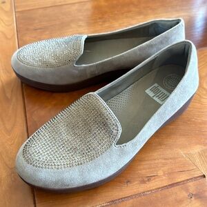 New Fitflop taupe wedge flats, 7.5M
